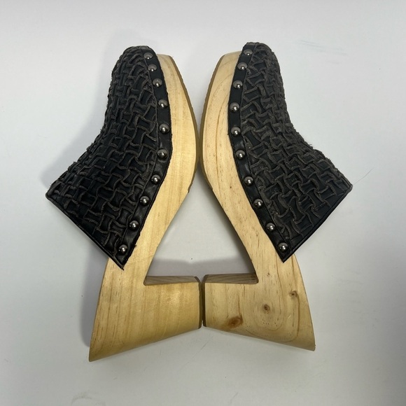 Free People Adelaide Distressed Clog Womens size 39 - Picture 8 of 12